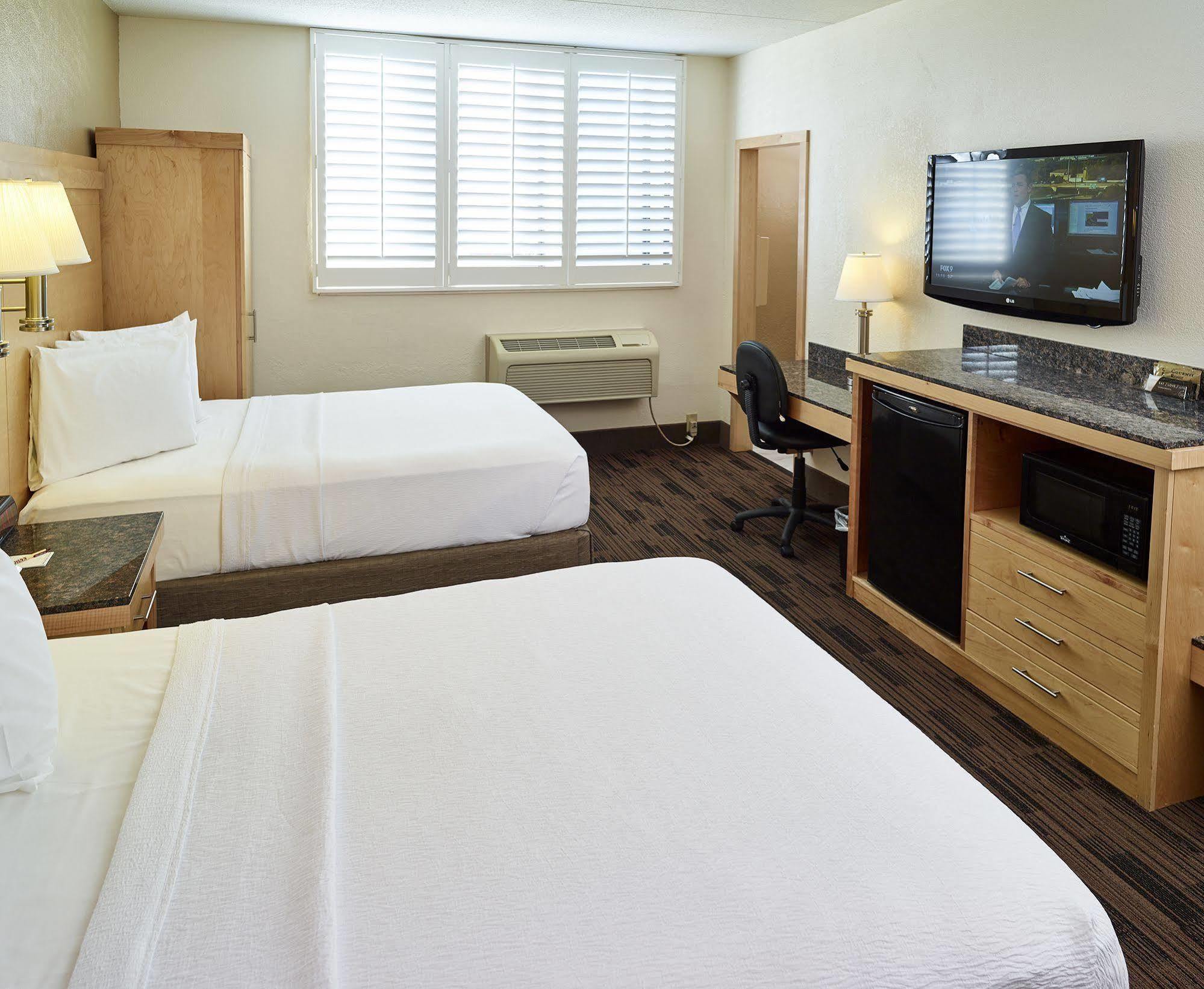 Livinn Hotel St Paul East / Maplewood Exteriér fotografie