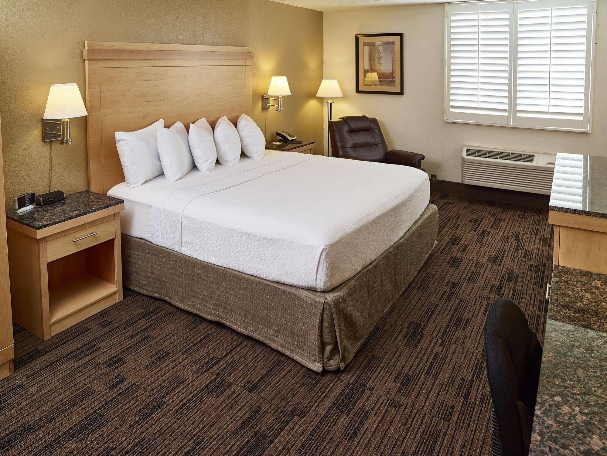 Livinn Hotel St Paul East / Maplewood Exteriér fotografie