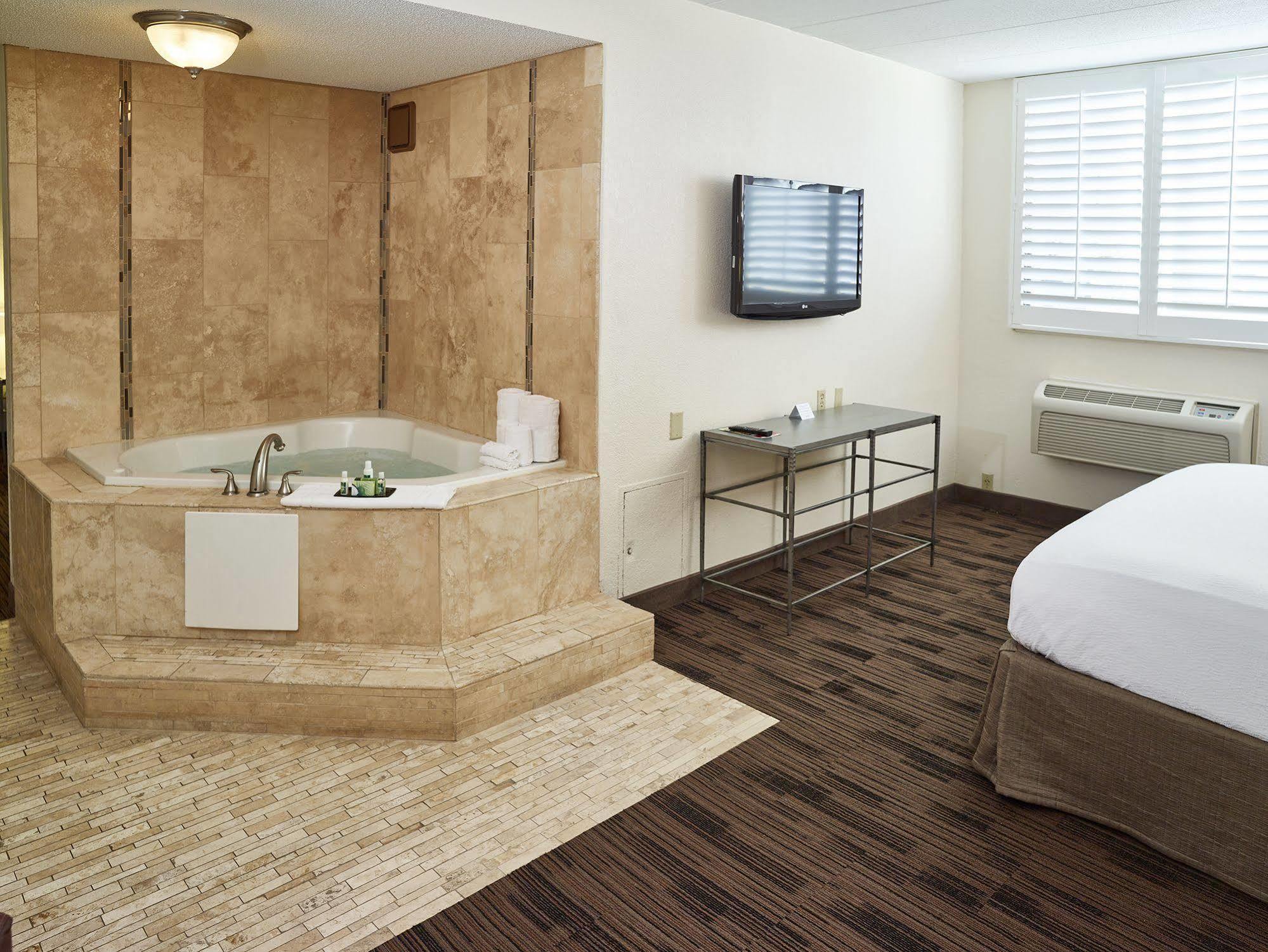 Livinn Hotel St Paul East / Maplewood Exteriér fotografie