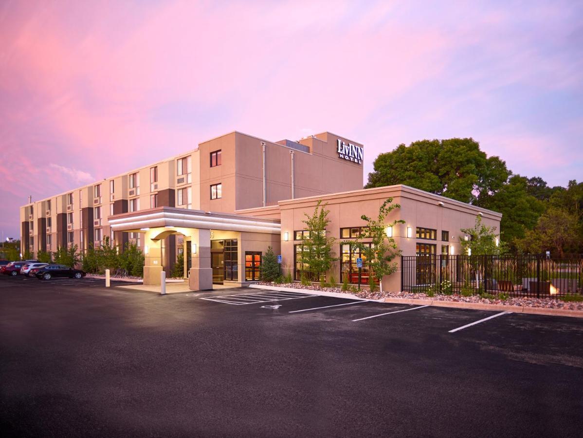 Livinn Hotel St Paul East / Maplewood Exteriér fotografie